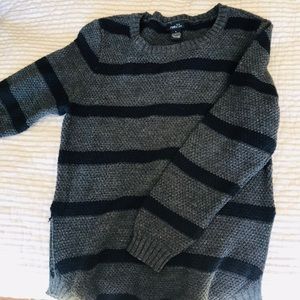 Rue21 long sleeve shirt